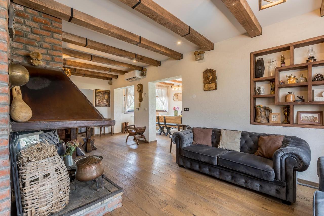 Villa Grey Stone Gata Dış mekan fotoğraf