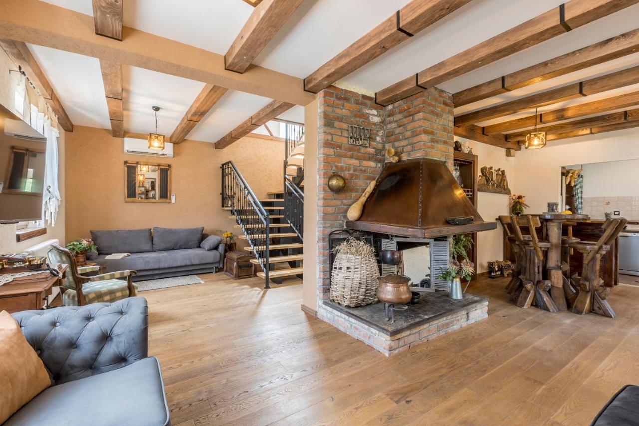 Villa Grey Stone Gata Dış mekan fotoğraf