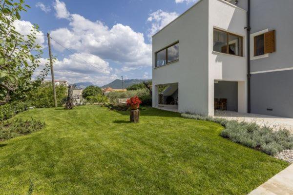 Villa Grey Stone Gata Dış mekan fotoğraf